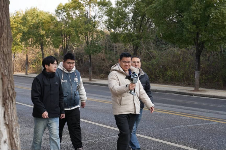 际上导航联合长江工程职业技术学院手持激光雷达扫描技术赋能城市治理(图2)